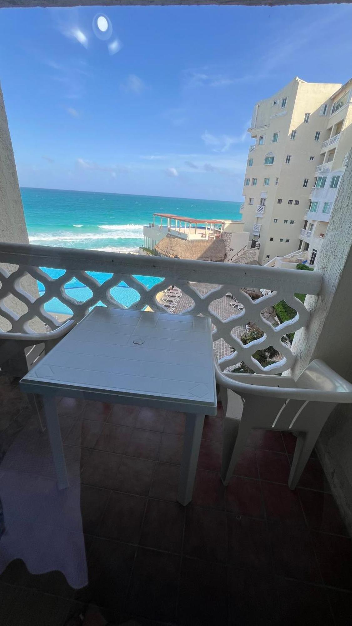 “Magic Sunrise At Cancun” Esterno foto