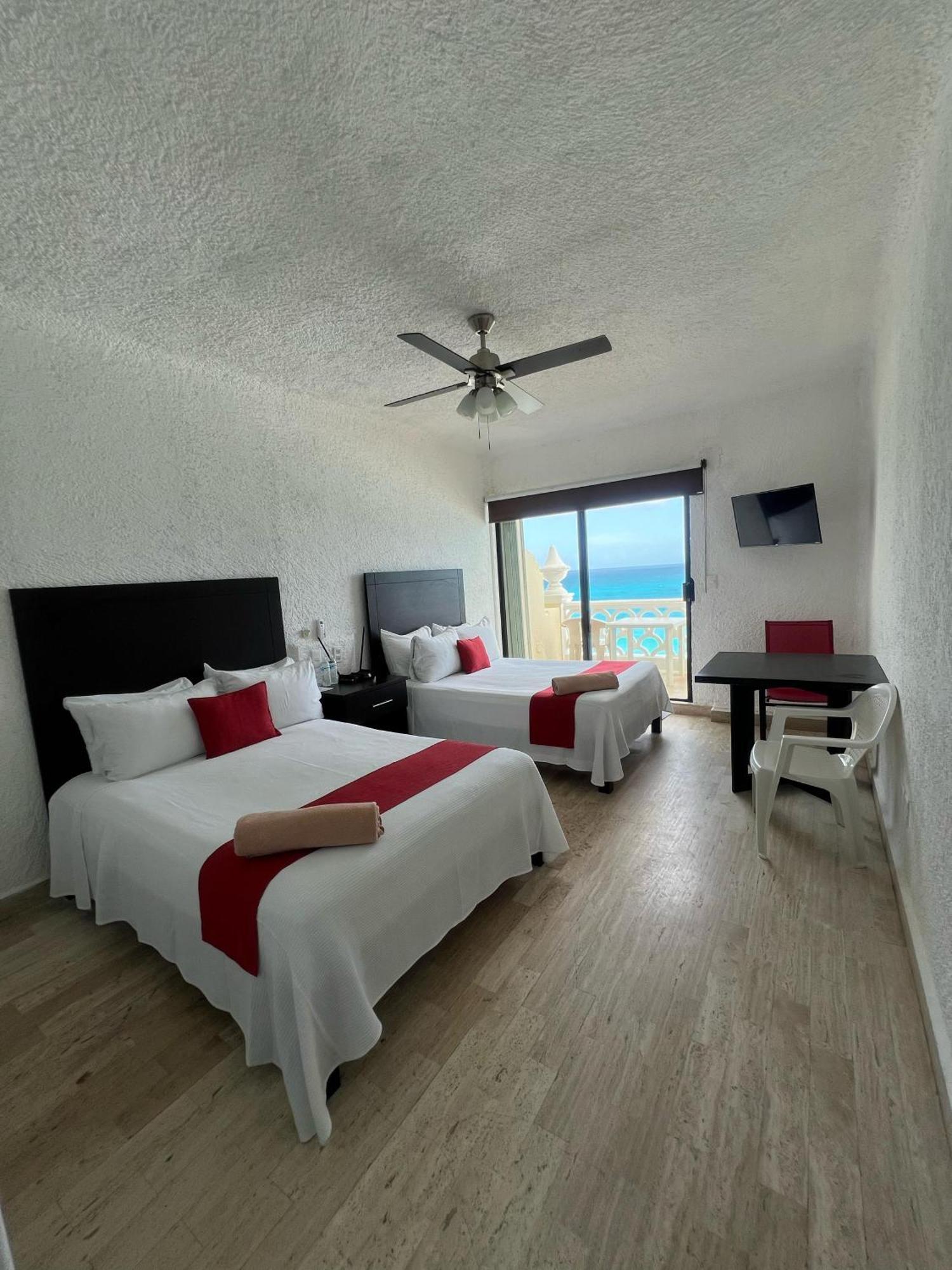 “Magic Sunrise At Cancun” Esterno foto