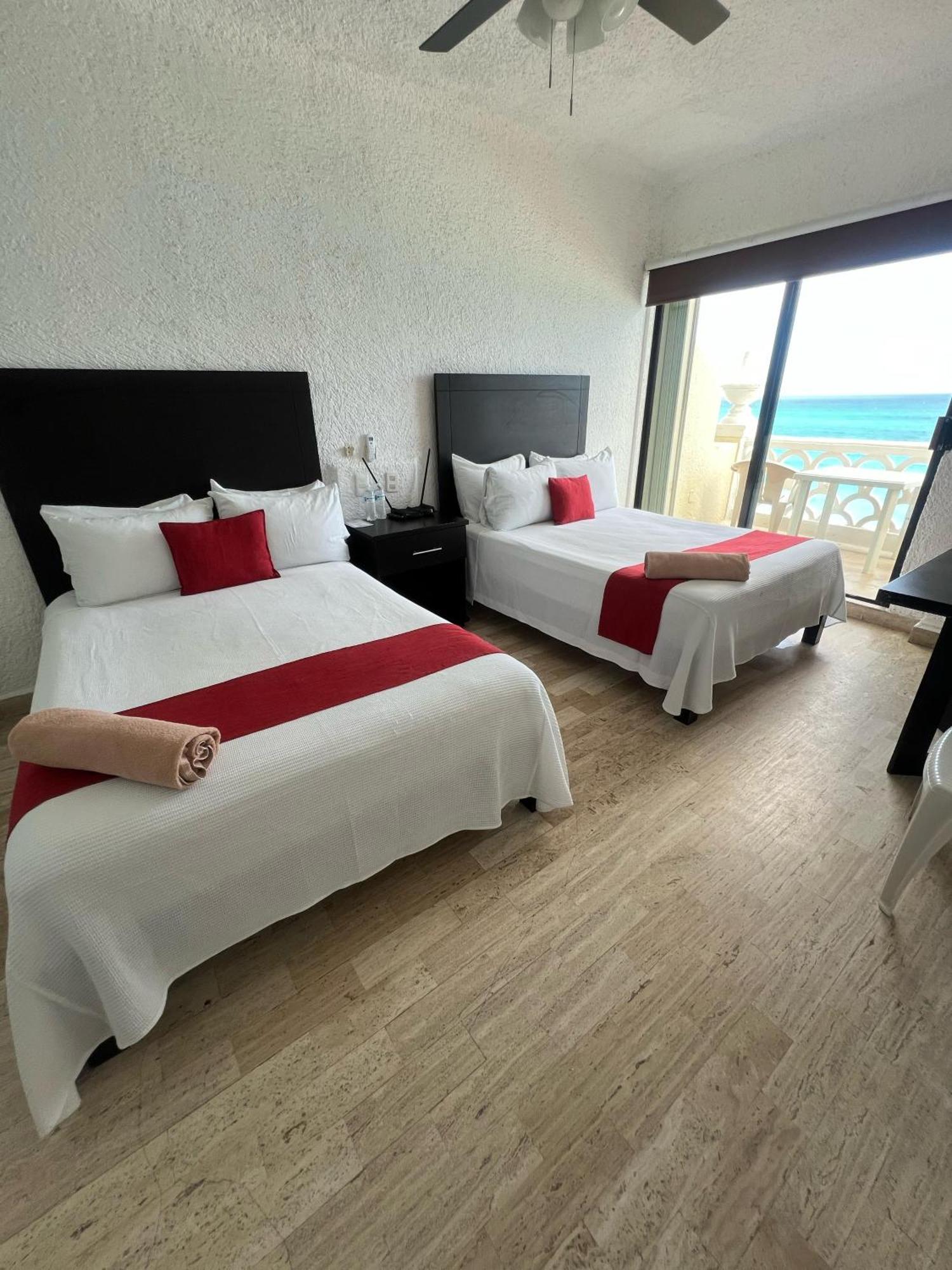 “Magic Sunrise At Cancun” Esterno foto